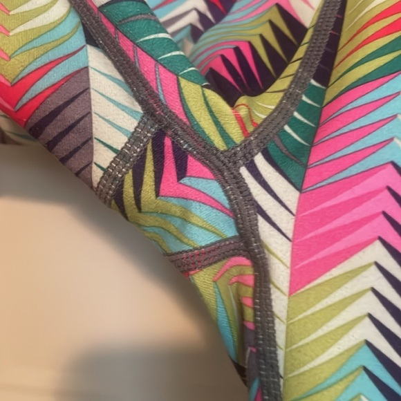 Fabletics crop leggings - Picture 2 of 2